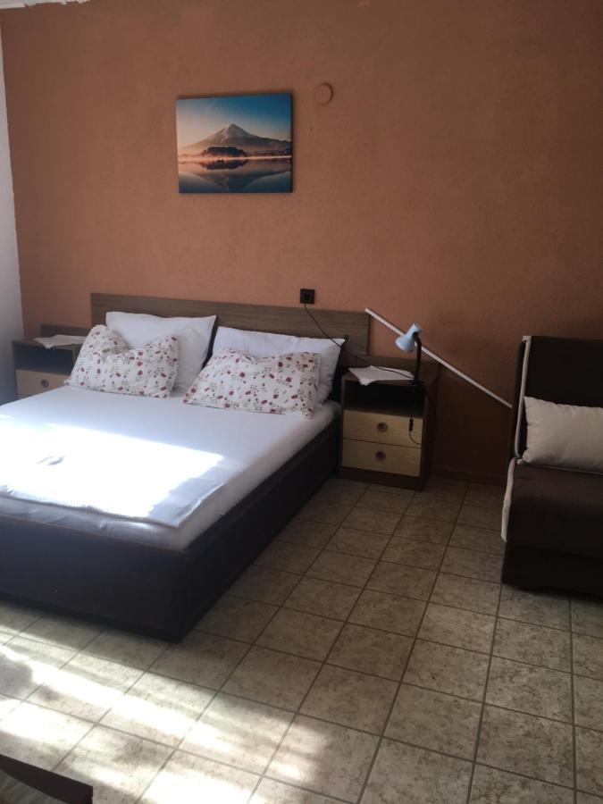 Apartmani Cubela Trogir Exteriör bild