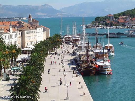 Apartmani Cubela Trogir Exteriör bild