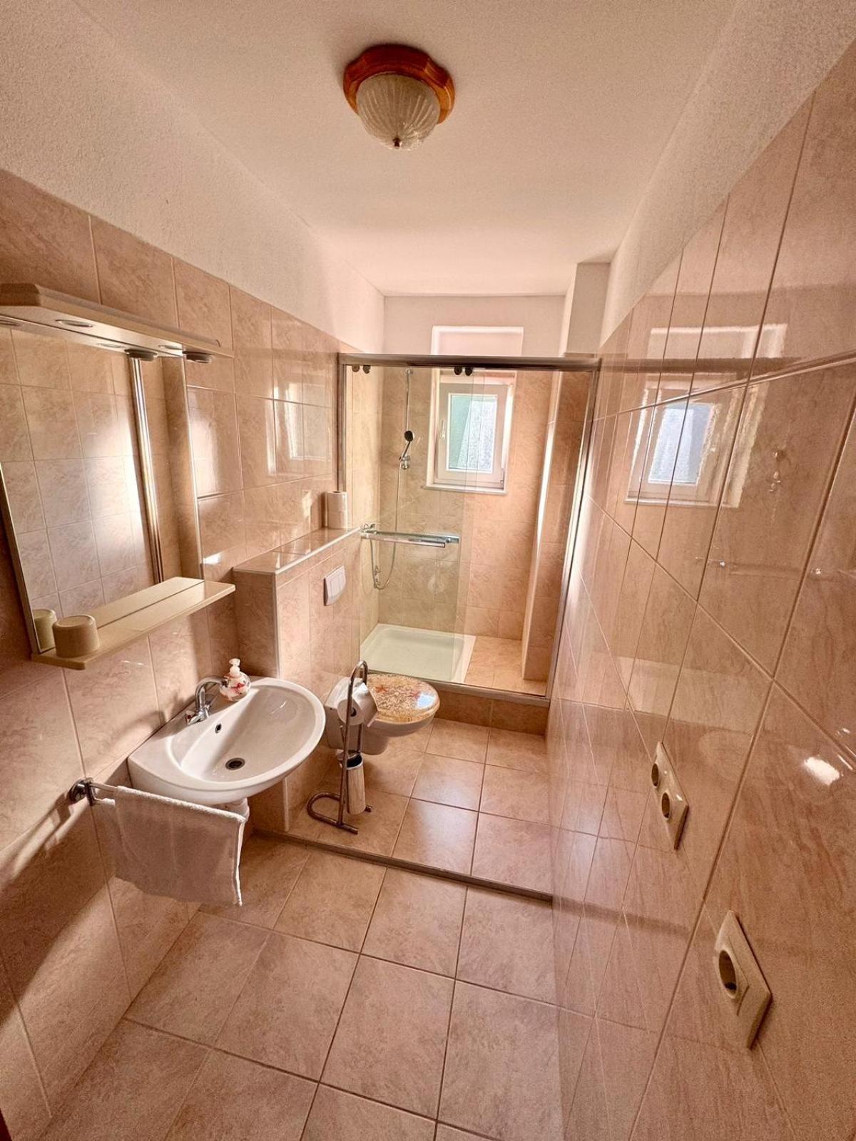 Apartmani Cubela Trogir Exteriör bild
