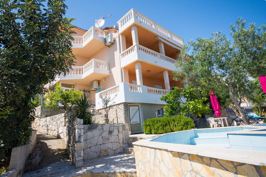Apartmani Cubela Trogir Exteriör bild